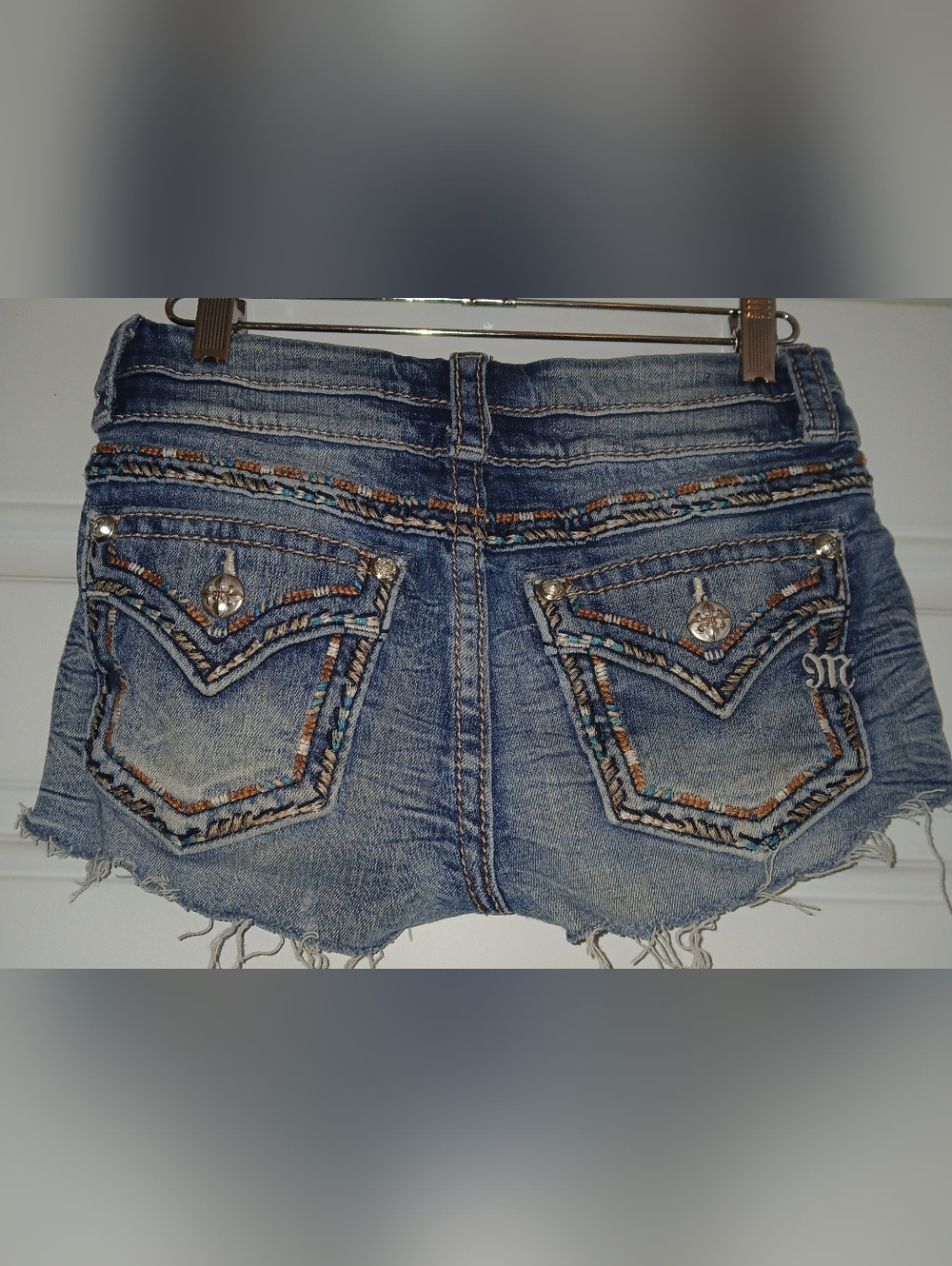 Miss Me Distressed Embellished Embroidered Bling Cut Off Denim Shorts Size 25